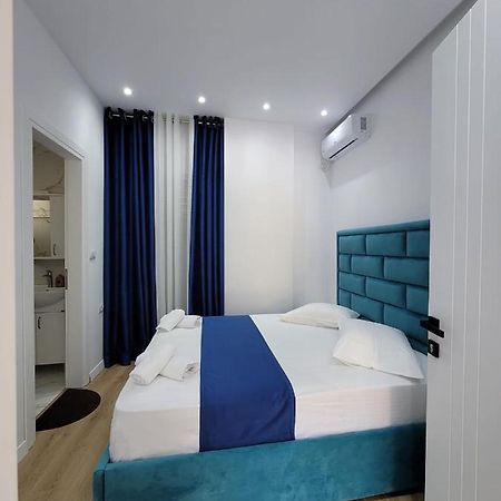 Luxury Room'S By Lika Sarande Bagian luar foto