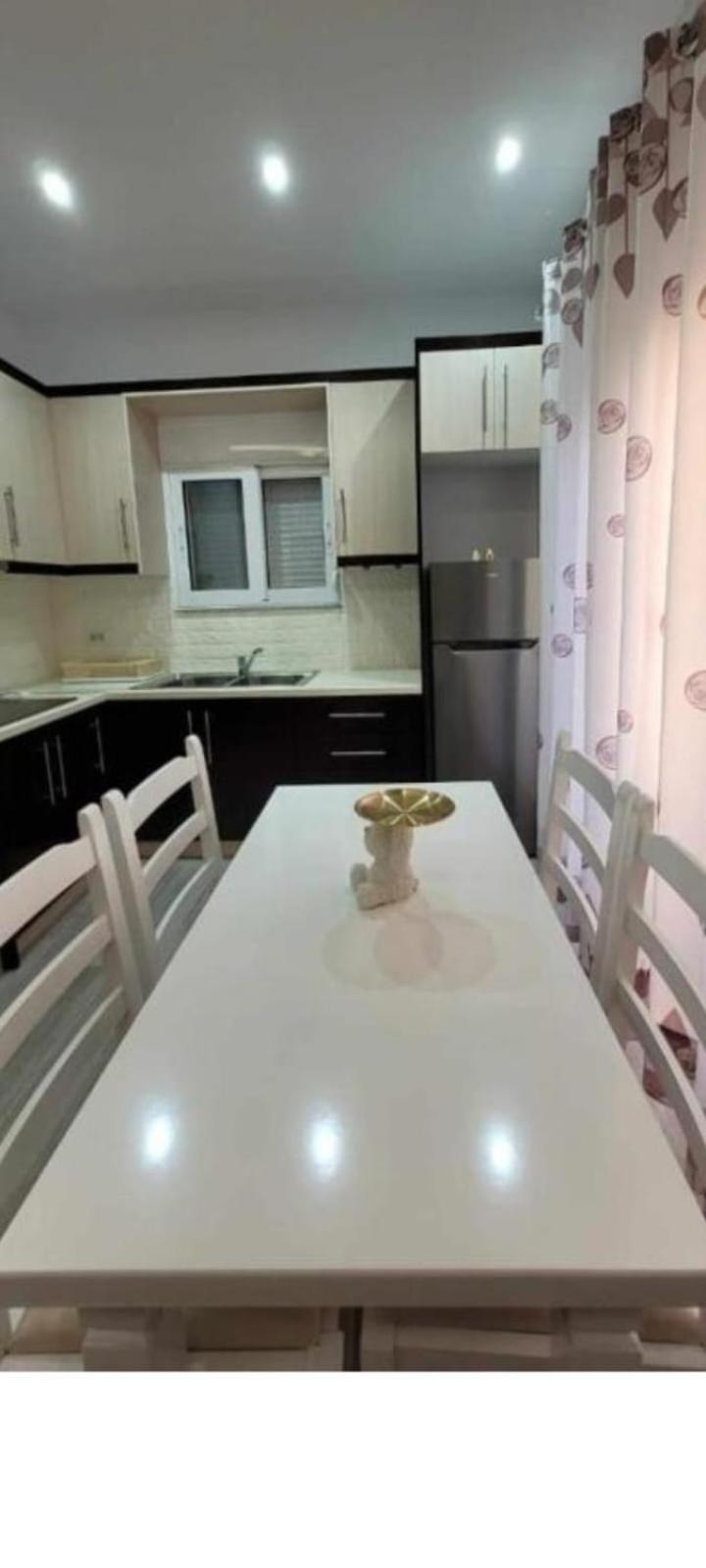 Luxury Room'S By Lika Sarande Bagian luar foto